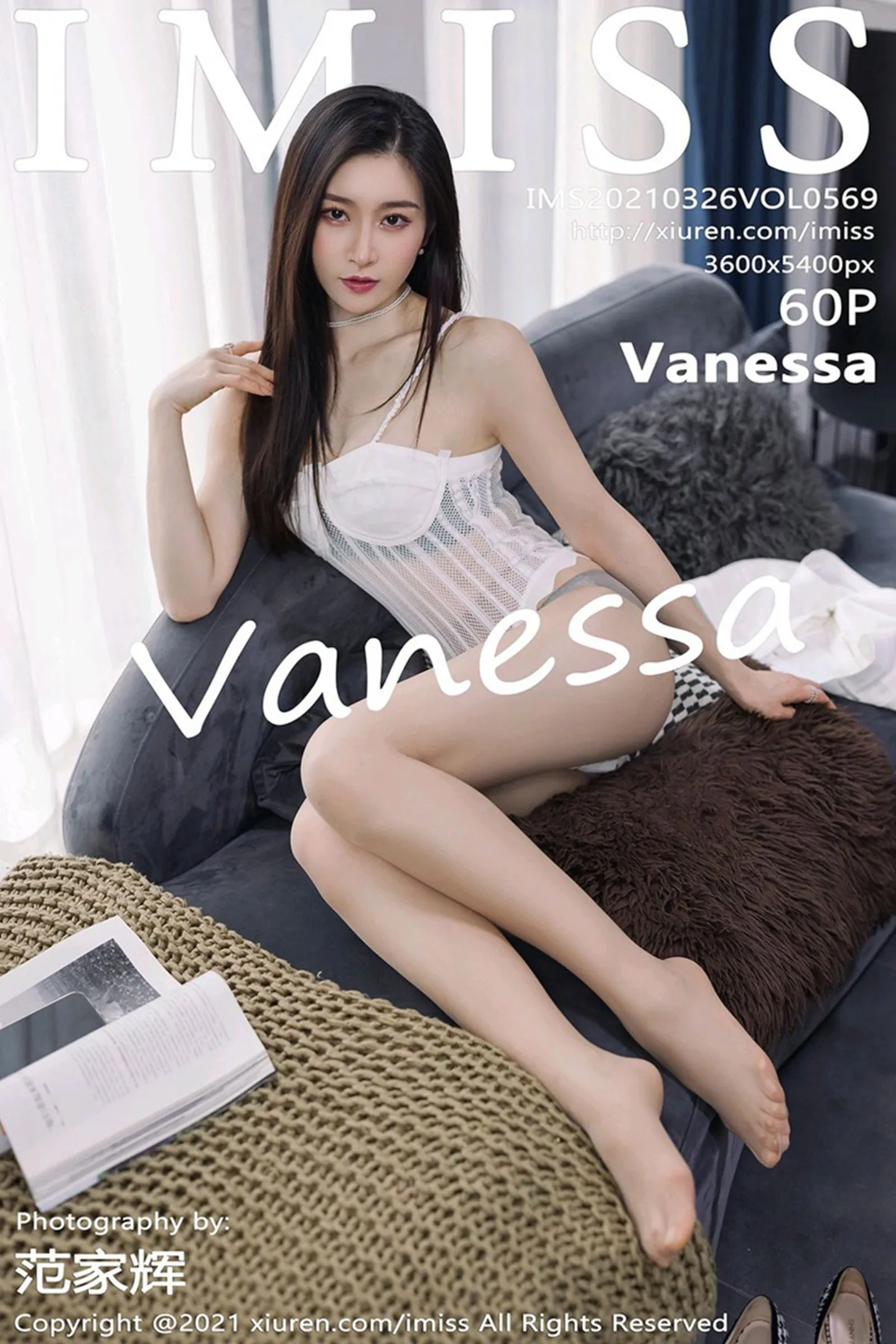 [IMISS爱蜜社]Vol.569_气质美女Vanessa时尚动人街拍+私房性感内衣迷人诱惑写真60P-秀人网 - XiuRen.Pro